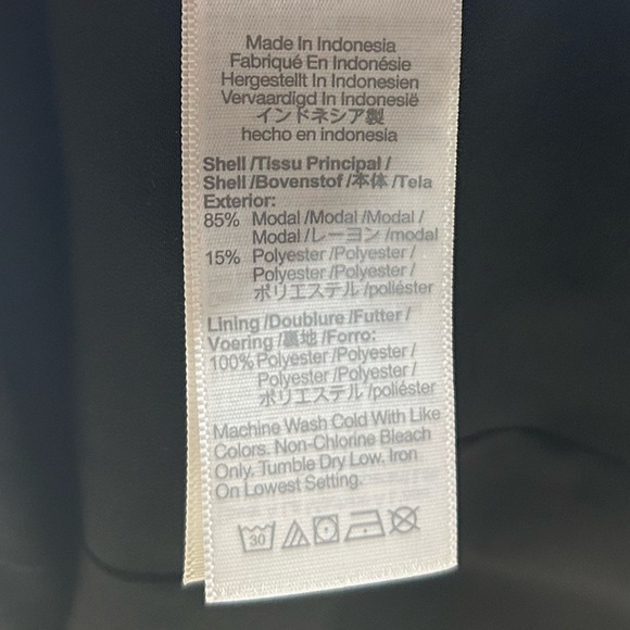 NEW Madewell Katrina Crop Vest Top in Softdrape Size 2 True Black - Picture 8 of 9